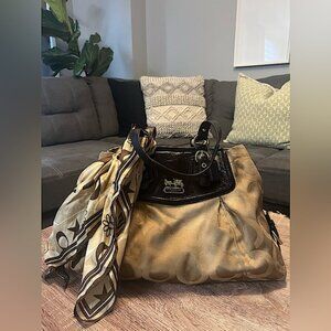 AUTHENTIC MADISON COACH PURSE & NECK SCARF